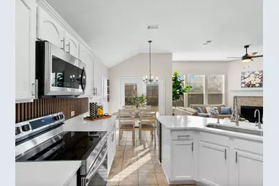 6913 Whitestone Drive, McKinney, TX 75070 - Photo 13