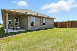 304 Perk St, Keene, TX 76059 - Photo 33