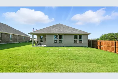 557 Pendleton Avenue, Keene, TX 76059 - Photo 31