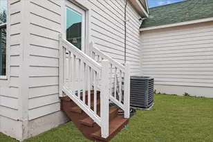 208 S Main St, Collinsville, TX 76233 - Photo 37