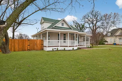 208 S Main Street, Collinsville, TX 76233 - Photo 3