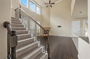 7116 Isle Royal Ln, Irving, TX 75063 - Photo 11