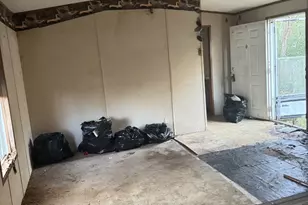 1233 Suncrest Cir, Jasper, TX 75951 - Photo 11