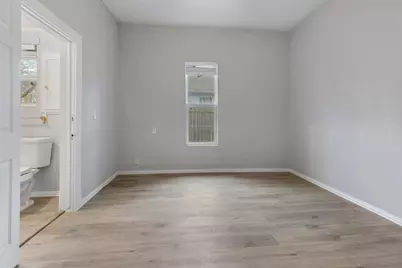 601 E Sears Street, Denison, TX 75021 - Photo 9