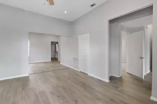 601 E Sears St, Denison, TX 75021 - Photo 13