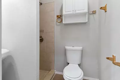 601 E Sears Street, Denison, TX 75021 - Photo 15