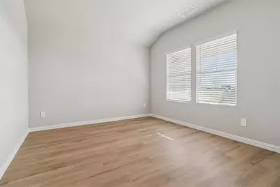 802 Edgehurst Dr, McKinney, TX 75071 - Photo 5