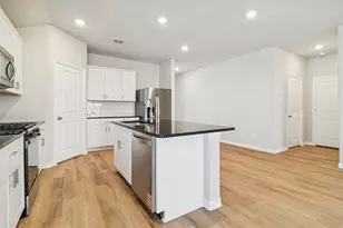 802 Edgehurst Dr, McKinney, TX 75071 - Photo 13