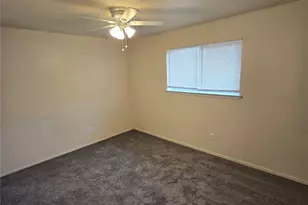 1605 Willowbrook St, Lancaster, TX 75134 - Photo 7