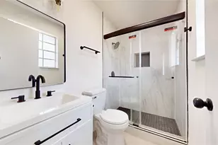 3220 Centennial Rd, Forest Hill, TX 76119 - Photo 15