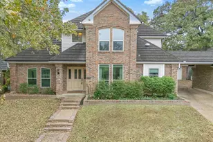 2004 Misty Creek Dr, Arlington, TX 76017 - Photo 1