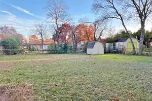 106 Monticello Dr, Waxahachie, TX 75165 - Photo 13