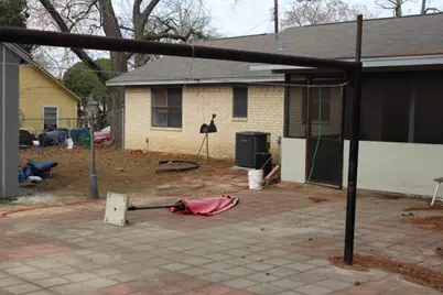 538 E Massey Street, Athens, TX 75751 - Photo 11