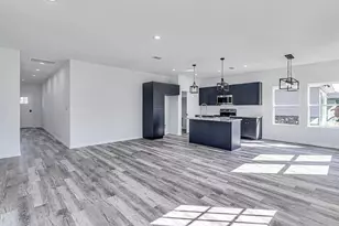 125 Magnolia Ests St, Crowley, TX 76036 - Photo 3