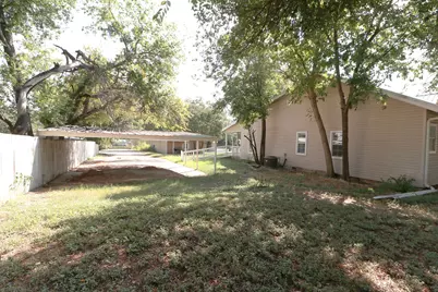 1065 W Pecan Street, Stephenville, TX 76401 - Photo 37