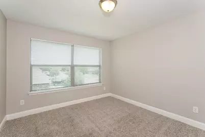 15635 Gatsby Lane, Dallas, TX 75253 - Photo 13