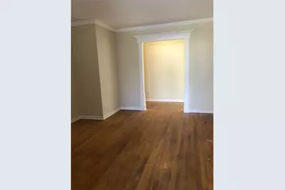 124 E Vilbig Street, Irving, TX 75060 - Photo 5