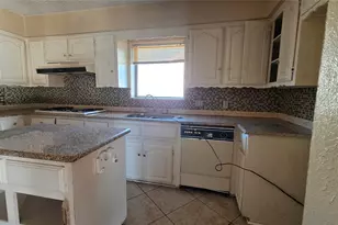 604 The Meadows Pkwy, DeSoto, TX 75115 - Photo 9