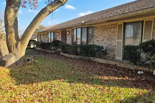 604 The Meadows Pkwy, DeSoto, TX 75115 - Photo 3