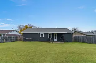 708 Shady Grove Dr, Granbury, TX 76049 - Photo 29