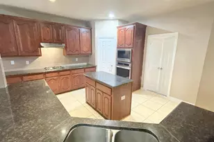 8225 Painted Tree Tr, Fort Worth, TX 76131 - Photo 17