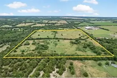 207 Possom Trot Hollow Road, Whitewright, TX 75491 - Photo 15