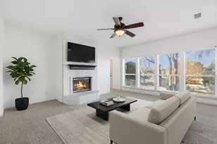 808 Shady Glen Ct, Fort Worth, TX 76120 - Photo 17