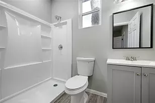 203 E Ann St, Kaufman, TX 75142 - Photo 11