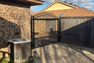 2420 Dalewood Ln, Bedford, TX 76022 - Photo 27