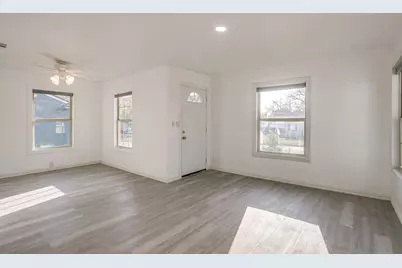 4912 Almena Road, River Oaks, TX 76114 - Photo 5