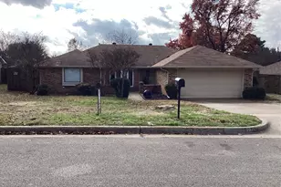 2841 Southridge Dr, Grapevine, TX 76051 - Photo 1