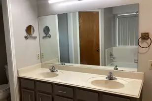 2841 Southridge Dr, Grapevine, TX 76051 - Photo 21