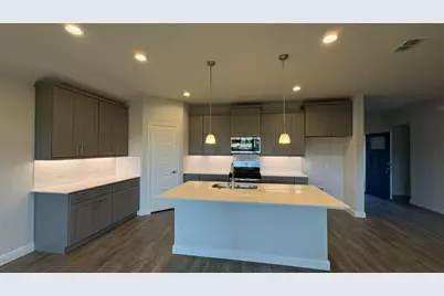 4207 Cornerstone Circle, Granbury, TX 76048 - Photo 5