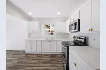 807 Adkins Street, Bowie, TX 76230 - Photo 9