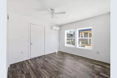 807 Adkins Street, Bowie, TX 76230 - Photo 21