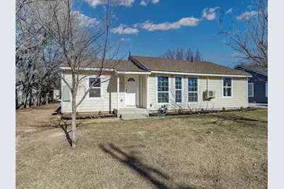 807 Adkins Street, Bowie, TX 76230 - Photo 1