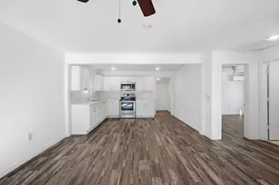 807 Adkins St, Bowie, TX 76230 - Photo 13