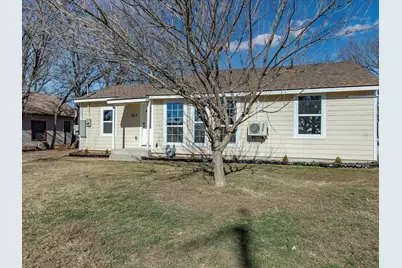 807 Adkins Street, Bowie, TX 76230 - Photo 31