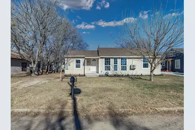 807 Adkins Street, Bowie, TX 76230 - Photo 33