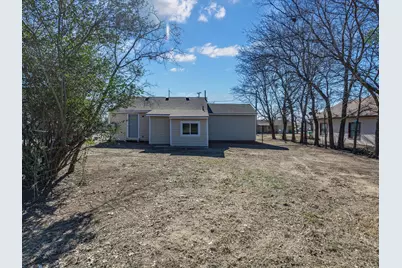 807 Adkins Street, Bowie, TX 76230 - Photo 29
