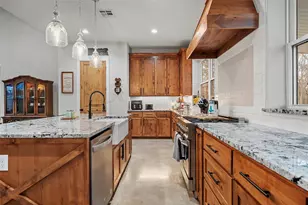 250 Elesha Ln, Eddy, TX 76524 - Photo 13