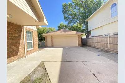 4150 Briar Hill Drive, Grand Prairie, TX 75052 - Photo 39