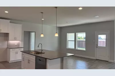 4206 Cornerstone Circle, Granbury, TX 76048 - Photo 3