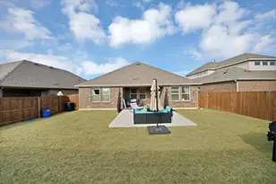 10108 Sunnyview Ln, Aubrey, TX 76227 - Photo 15
