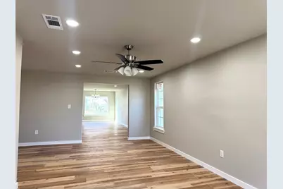 516 S O'Tyson, Mt Pleasant, TX 75455 - Photo 3