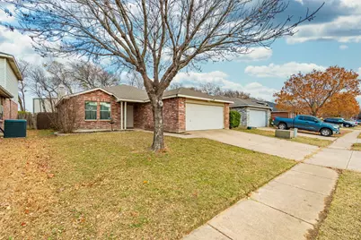 2133 Shawnee Trail, Fort Worth, TX 76247 - Photo 3