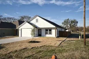 302 W Pine St, Whitewright, TX 75491 - Photo 23