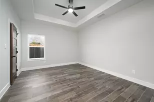 302 W Pine St, Whitewright, TX 75491 - Photo 13