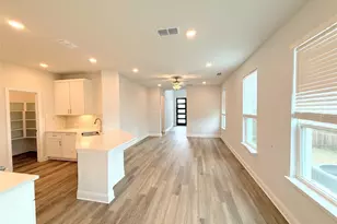 11402 Chepstow Crescent Ct, Frisco, TX 75035 - Photo 9