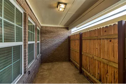 831 Summercreek Drive, Lewisville, TX 75067 - Photo 21